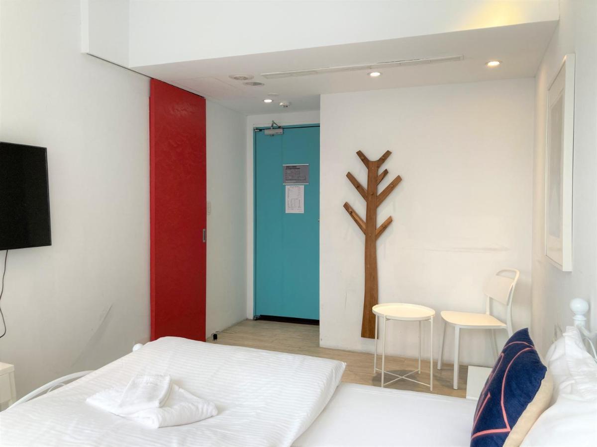 4Plus Hostel Taipeh Exterior foto